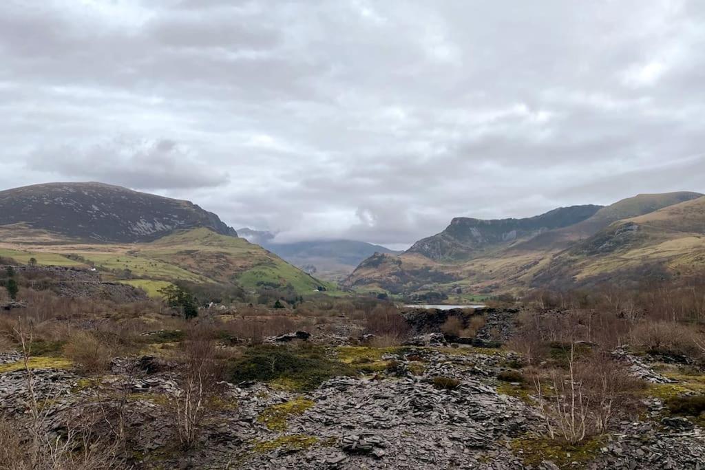 Welsh Holiday Home Sleeps 5 Close To Beaches & Mountains Nantlle ภายนอก รูปภาพ