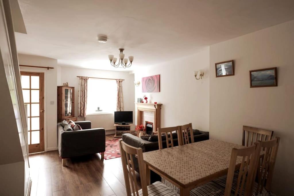 Welsh Holiday Home Sleeps 5 Close To Beaches & Mountains Nantlle ภายนอก รูปภาพ